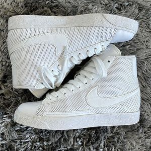Nike Blazer Mid ‘Triple White’